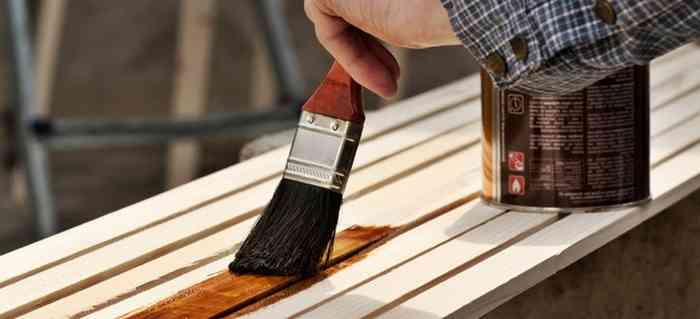 Огнезащитная обработка деревянных конструкций (дерева): способы, составы, периодичность и проверка