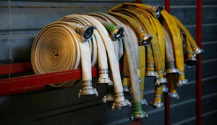 рукава напорного типа на стеллаже