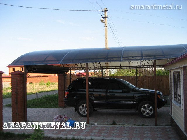 навес для авто из поликарбоната